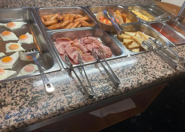 DutchmanAirport Hotel